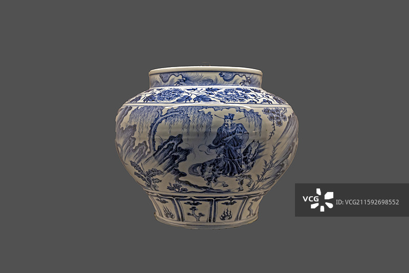湖北省武汉博物馆“元青花四爱图梅瓶联展”：元青花“鬼谷子下山图”罐（英国古董商埃斯肯纳兹先生藏）图片素材