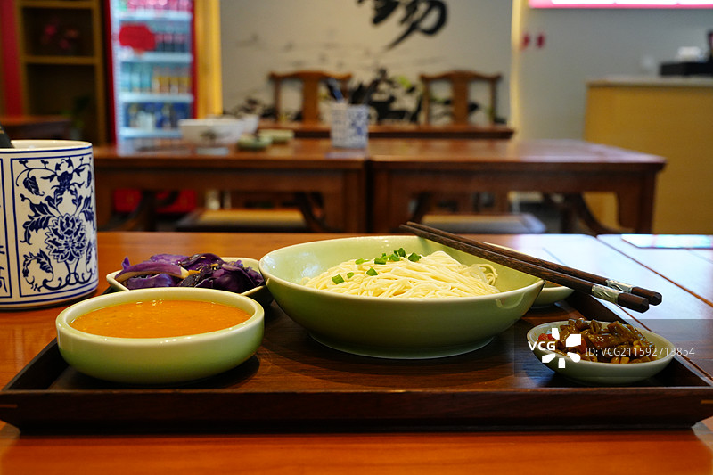 无锡 美食 餐饮 秋天 螃蟹 蟹黄面 苏式面条 面 蟹黄 蟹粉 大闸蟹图片素材