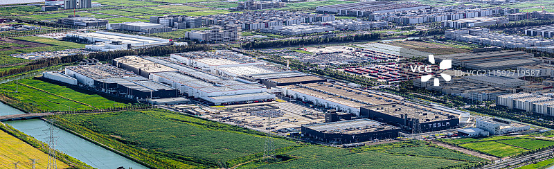 特斯拉上海超级工厂 临港自贸区新能源汽车产业链 上海临港产业区 投资上海 新质生产力 中国制造业图片素材
