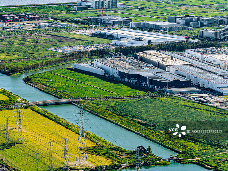 特斯拉上海储能超级工厂 临港自贸区新能源汽车产业链 上海临港产业区 投资上海 新质生产力 中国制造业图片素材