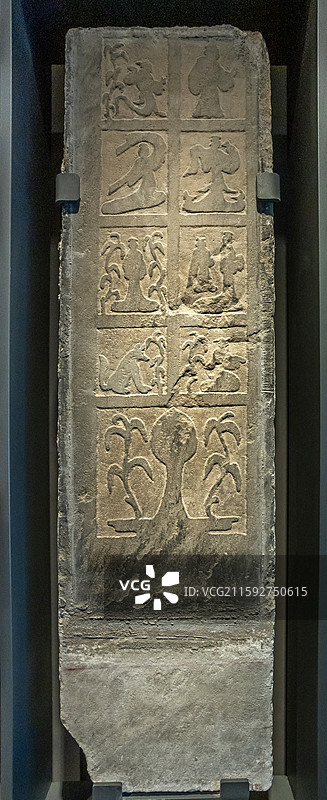 陕西省西安碑林博物馆长袖舞，博山炉画像东汉25-220年绥德县出土图片素材