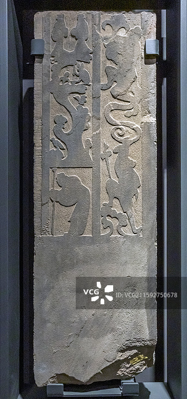 陕西省西安碑林博物馆官庄一号墓墓室画像石东汉25-220年1971年出土于米脂县官庄一号墓图片素材