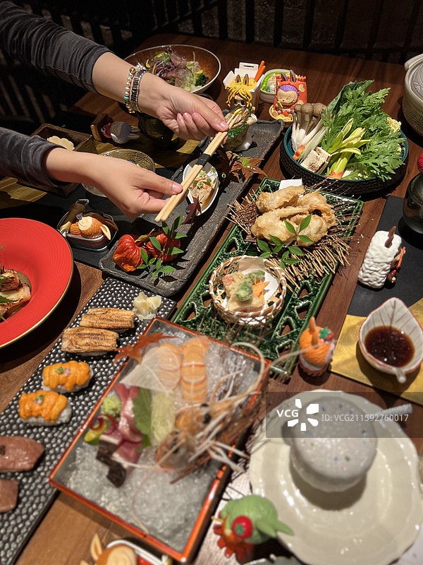 氛围感日料美食图片素材