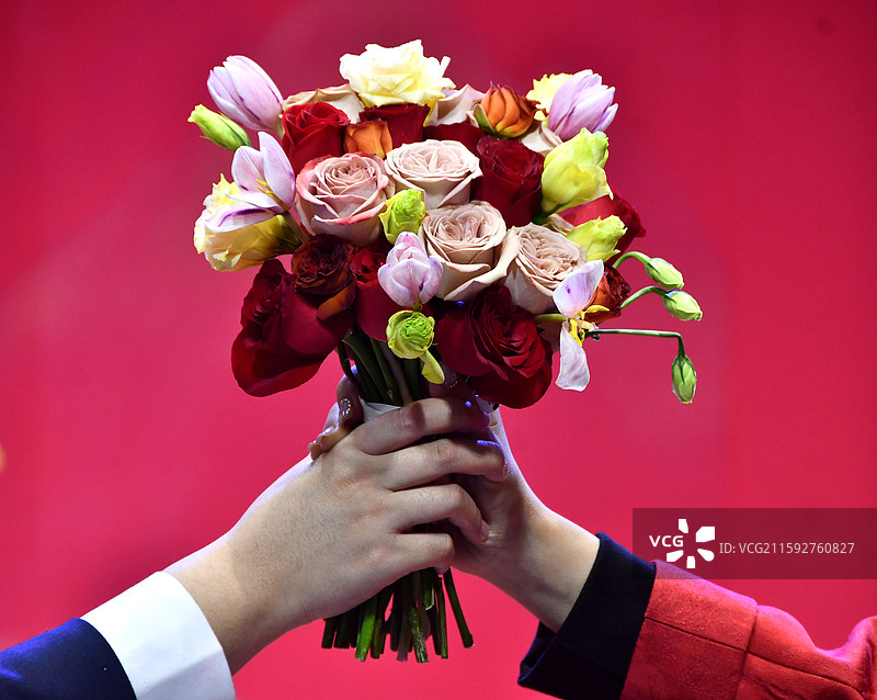 婚宴上的鲜花图片素材