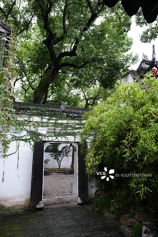 惠山古镇5A级旅游景区 贞义单姬祠位于惠山古镇秦园街36号，是古镇上唯一以女性事迹为题材的祠堂图片素材