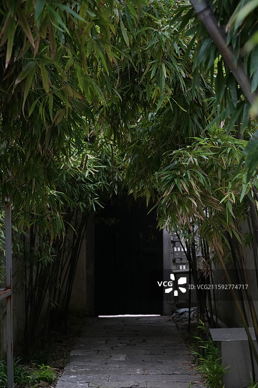 惠山古镇5A级旅游景区 无锡惠山范文正公祠：位于无锡市梁溪区惠山古镇绣嶂街17号，是惠山古镇十大祠堂图片素材