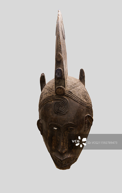 美术工艺，非洲面具，轮状顶处女神盔式面具图片素材