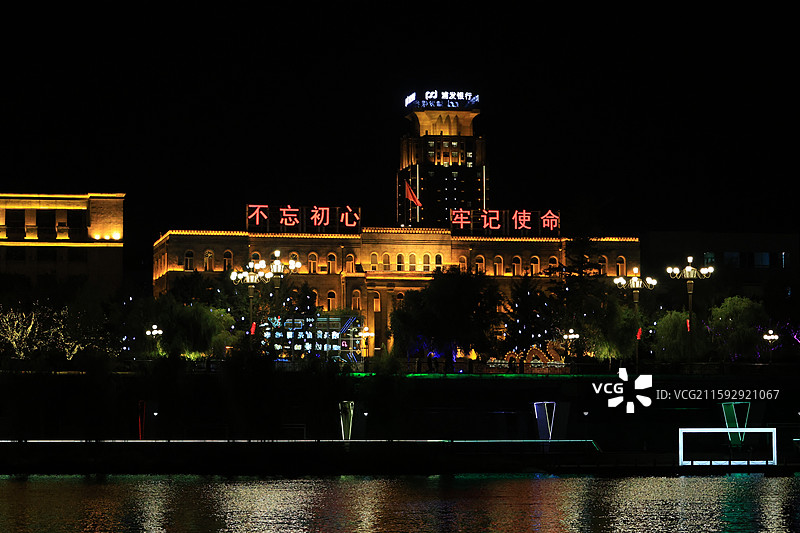 吉林市，三道码头，夜景，松花江，游船，音乐喷泉，古建筑，图片素材