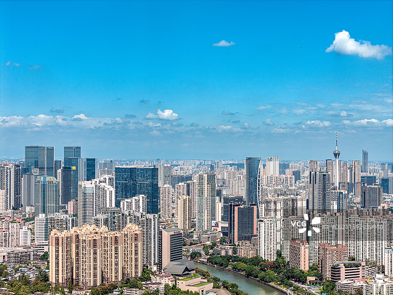 中国四川成都锦江两岸城市建筑航拍图图片素材