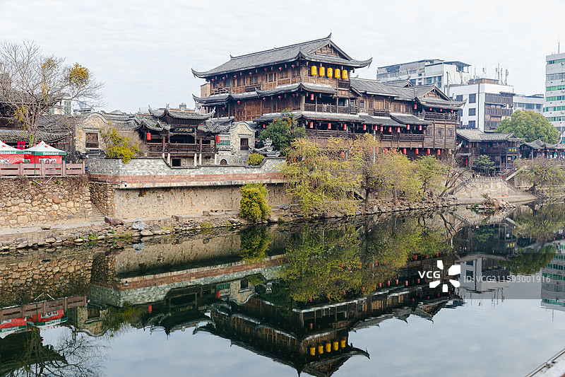 汀古城又称汀州古城，位于福建省龙岩市长汀县，地处武夷山脉南麓，为闽粤赣三省的古道枢纽和边陲要冲。图片素材