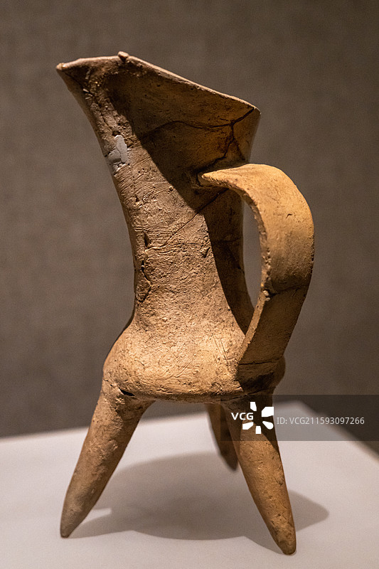 白陶爵（夏代）河南博物院藏 1990年伊川县南寨出土图片素材