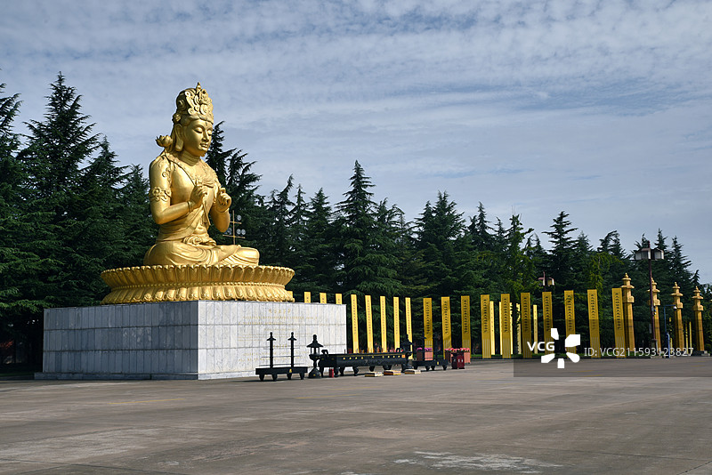 法门寺佛光大道观自在菩萨横版侧面视角图片素材