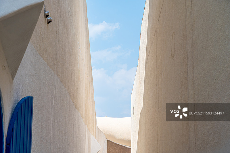 中国云南大理洱海边的建筑图片素材