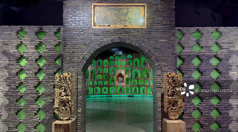 中式建筑拱形门洞图片素材