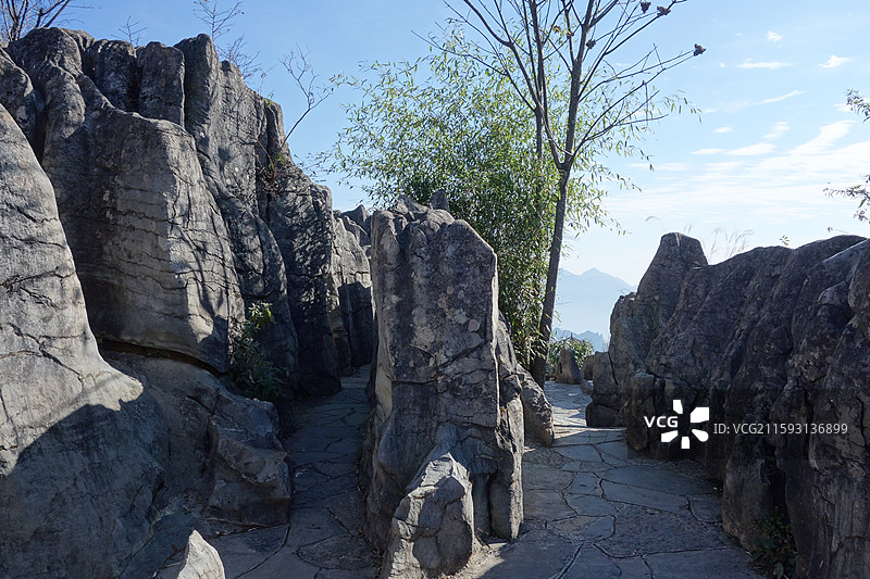 湖北省恩施州恩施市恩施大峡谷七星寨景区：左右逢源图片素材