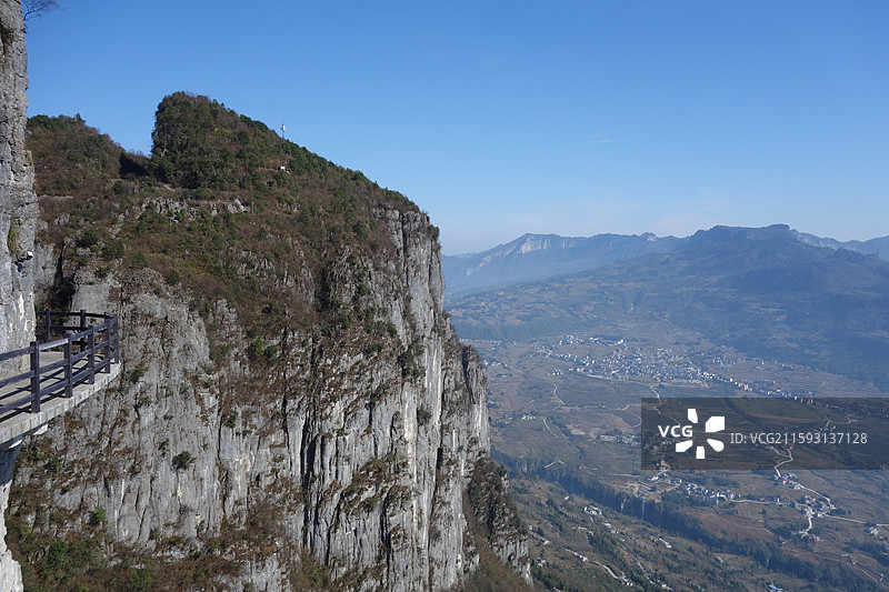 湖北省恩施州恩施市恩施大峡谷七星寨景区：绝壁长廊图片素材