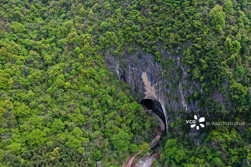 湖北钟祥客店黄仙洞隐秘的洞口图片素材