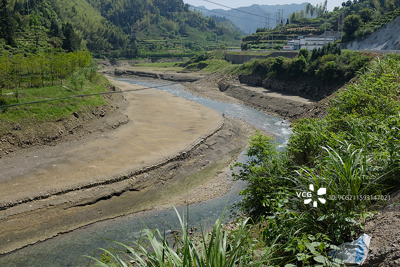 钱江源森林公园溪流河湾图片素材