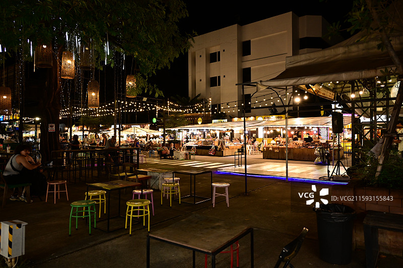 古城清迈，寺庙，素贴山徒步，啪啦寺，双龙寺，山顶看古城图片素材
