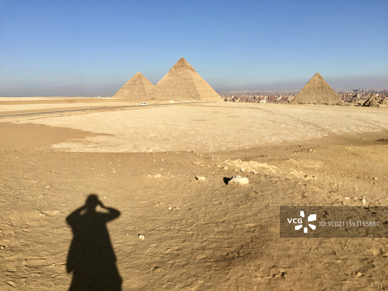 金字塔远眺图片素材