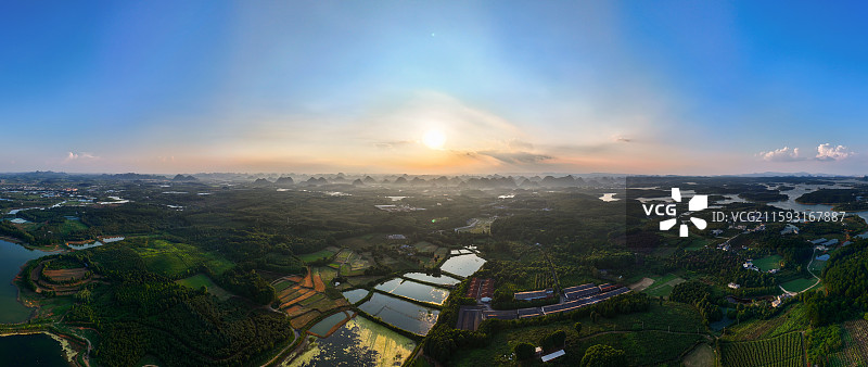贵州红枫湖日落山景图片素材