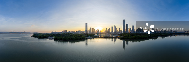 航拍深圳人才公园黄昏日落风光图片素材