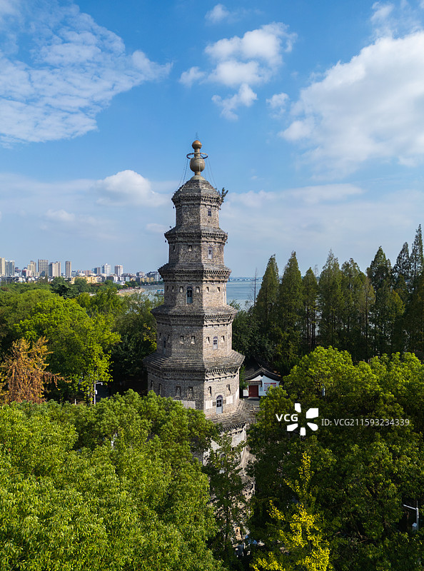 荆州万寿园的明代万寿宝塔图片素材