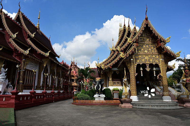 古城清迈，寺庙，素贴山徒步，啪啦寺，双龙寺，山顶看古城图片素材