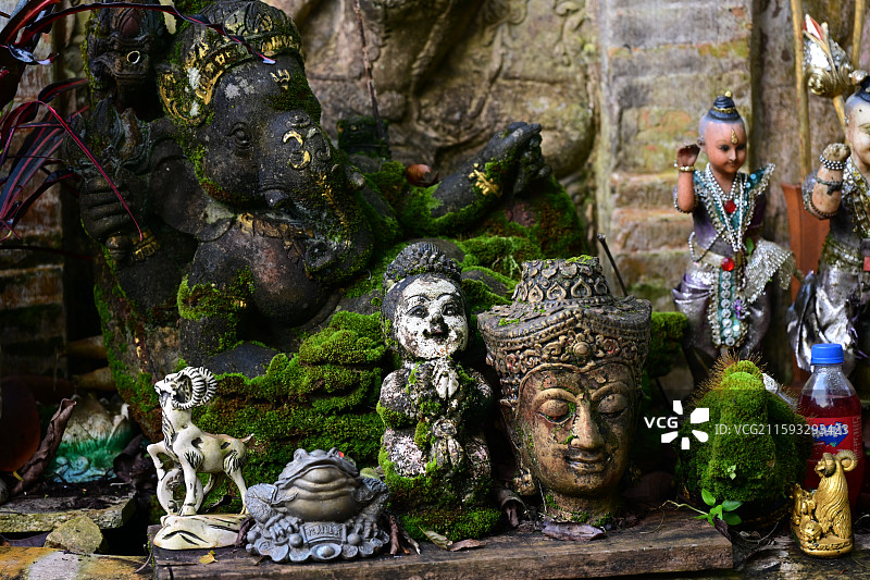 古城清迈，寺庙，素贴山徒步，啪啦寺，双龙寺，山顶看古城图片素材