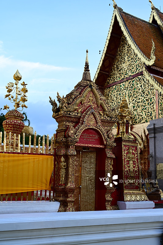 古城清迈，寺庙，素贴山徒步，啪啦寺，双龙寺，山顶看古城图片素材