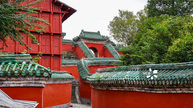 湖北省十堰市武当山风景区，九曲黄河墙图片素材