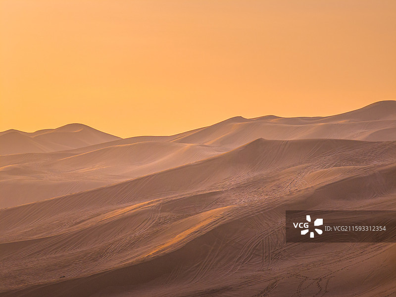 吐鲁番 鄯善县 库木塔格沙漠 龙门客栈 越野基地图片素材