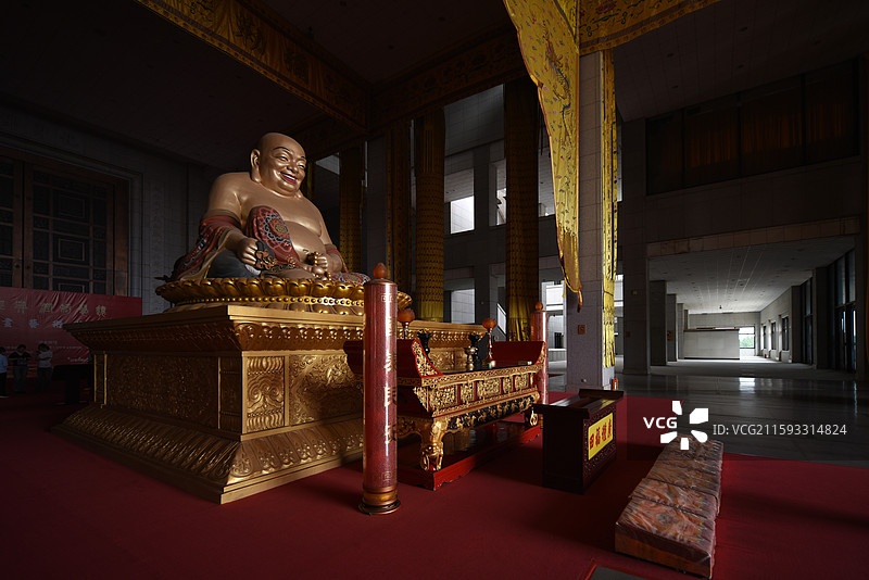 法门寺合十舍利塔内弥勒菩萨图片素材