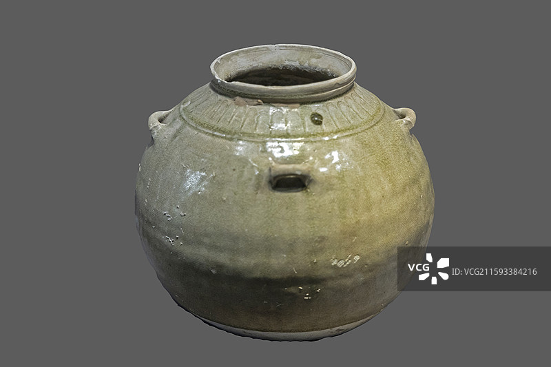湖北省荆州博物馆“荆州出土瓷器展”：青瓷四系盖罐（公安县狮子口出土，西晋，荆州博物馆）图片素材