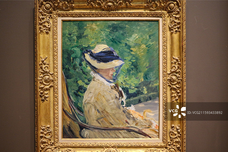 美国大都会艺术博物馆展出的著名画家马奈的画《在贝尔维的马奈夫人》图片素材