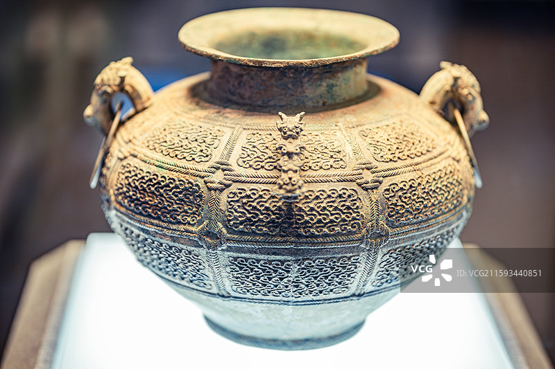 河北博物院藏唐县北城子战国初期墓出土蟠虺纹铜瓿图片素材