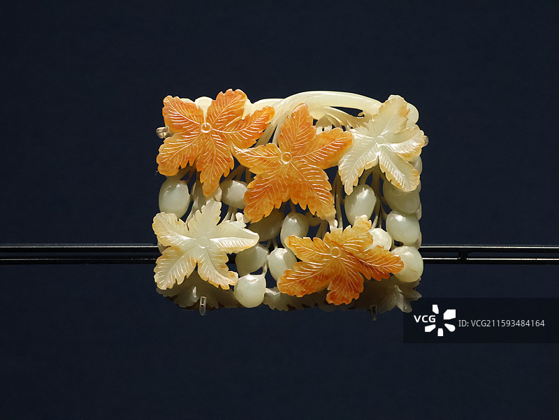 上海博物馆（东馆）【金】葡萄纹玉饰图片素材