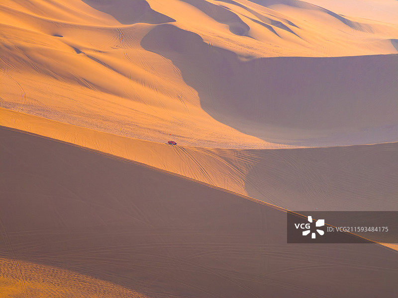 吐鲁番 鄯善县 库木塔格沙漠 龙门客栈 越野基地图片素材