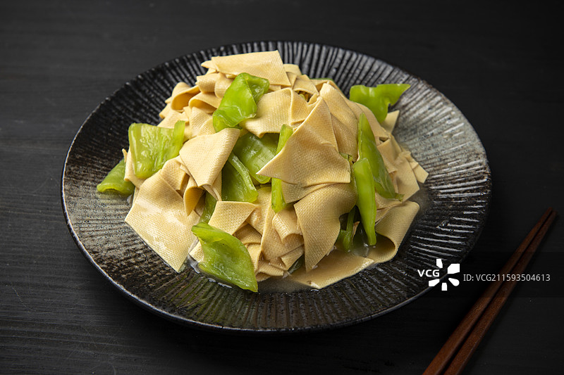 东北美食尖椒干豆腐特写图片素材