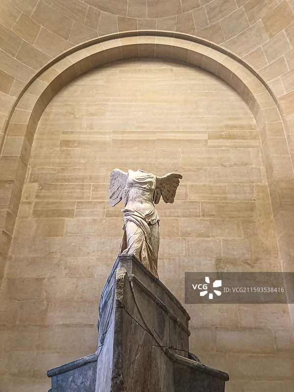 法国巴黎 卢浮宫 胜利女神像 镇馆之宝 国宝图片素材