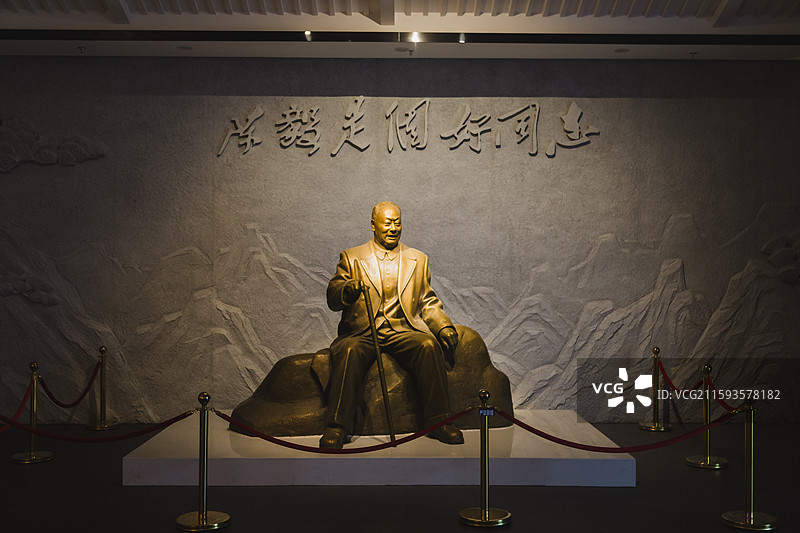 陈毅是个好同志雕塑图片素材