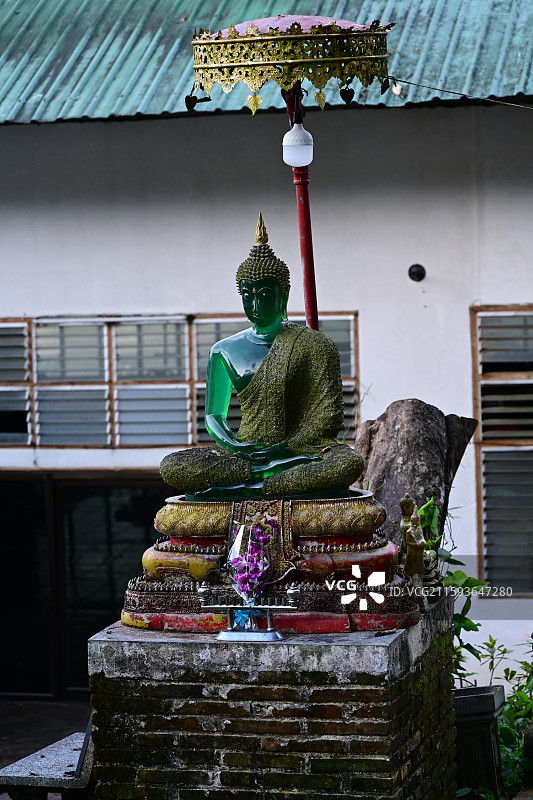 古城清迈，寺庙，素贴山徒步，啪啦寺，双龙寺，山顶看古城图片素材