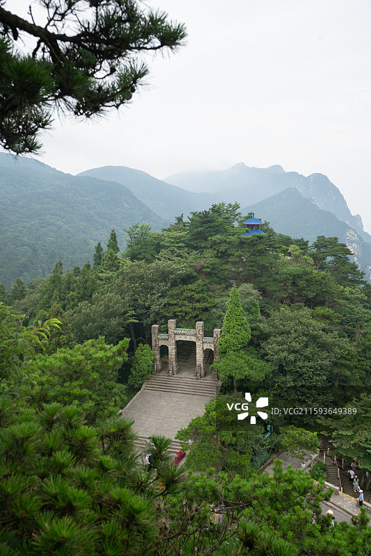 庐山三叠泉瀑布照片 悬崖瀑布流水自然景观图片素材