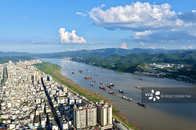 航拍广东德庆县和西江风光图片素材