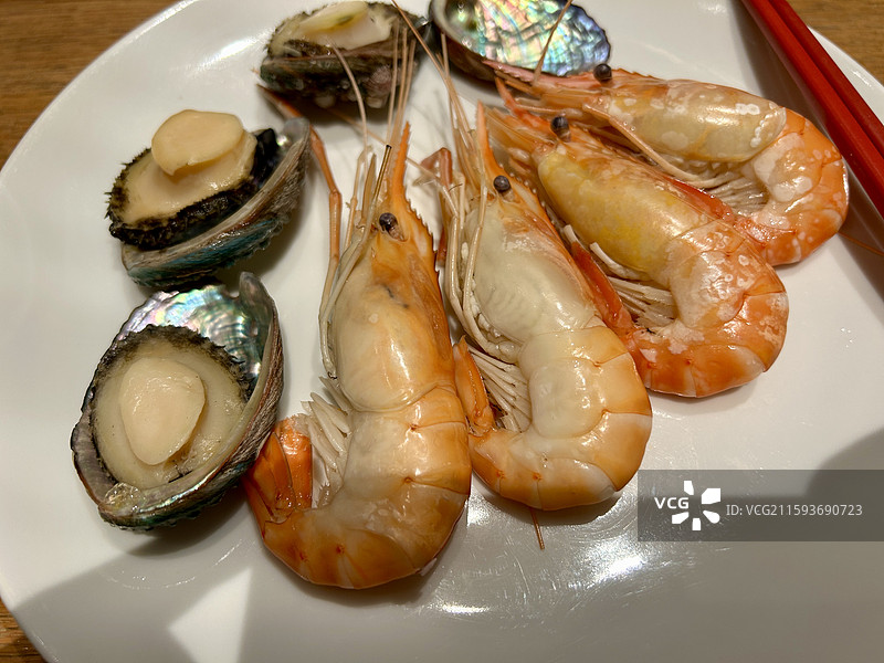湖南省长沙市君悦酒店自助餐海鲜罗氏虾鲍鱼特写图片素材