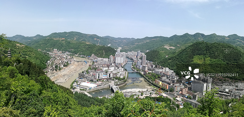 陕西省汉中市略阳县南山拍略阳县城全景图片素材