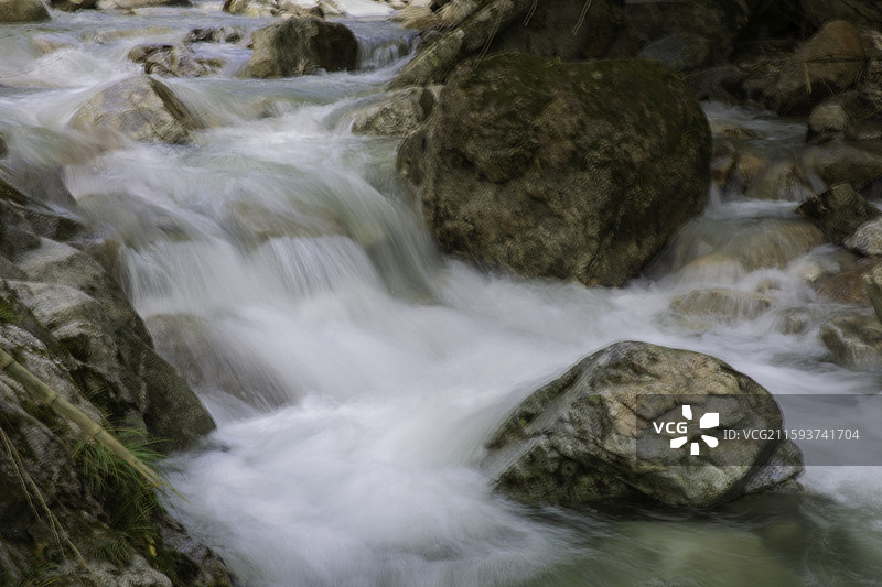 湖南省岳阳市，“天岳”幕阜山古称天岳山，黑龙潭瀑布群，国家4A级景区图片素材