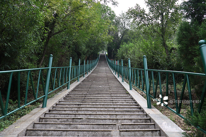 武汉九真山的扶云梯图片素材