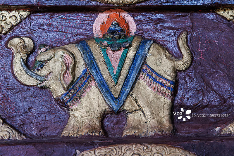 蒙古国前杭爱省哈拉和林藏传佛教格鲁派寺院额尔德尼昭大象浮雕图片素材