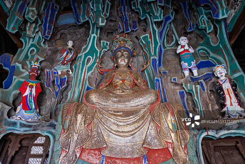 山西忻州繁峙县三圣寺明代古建筑地藏殿内塑像图片素材